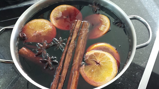 Hot spiced wine